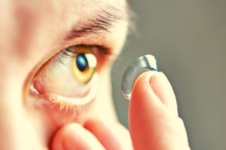 Bifocal Contact Lenses And Monovision: What's the Difference?