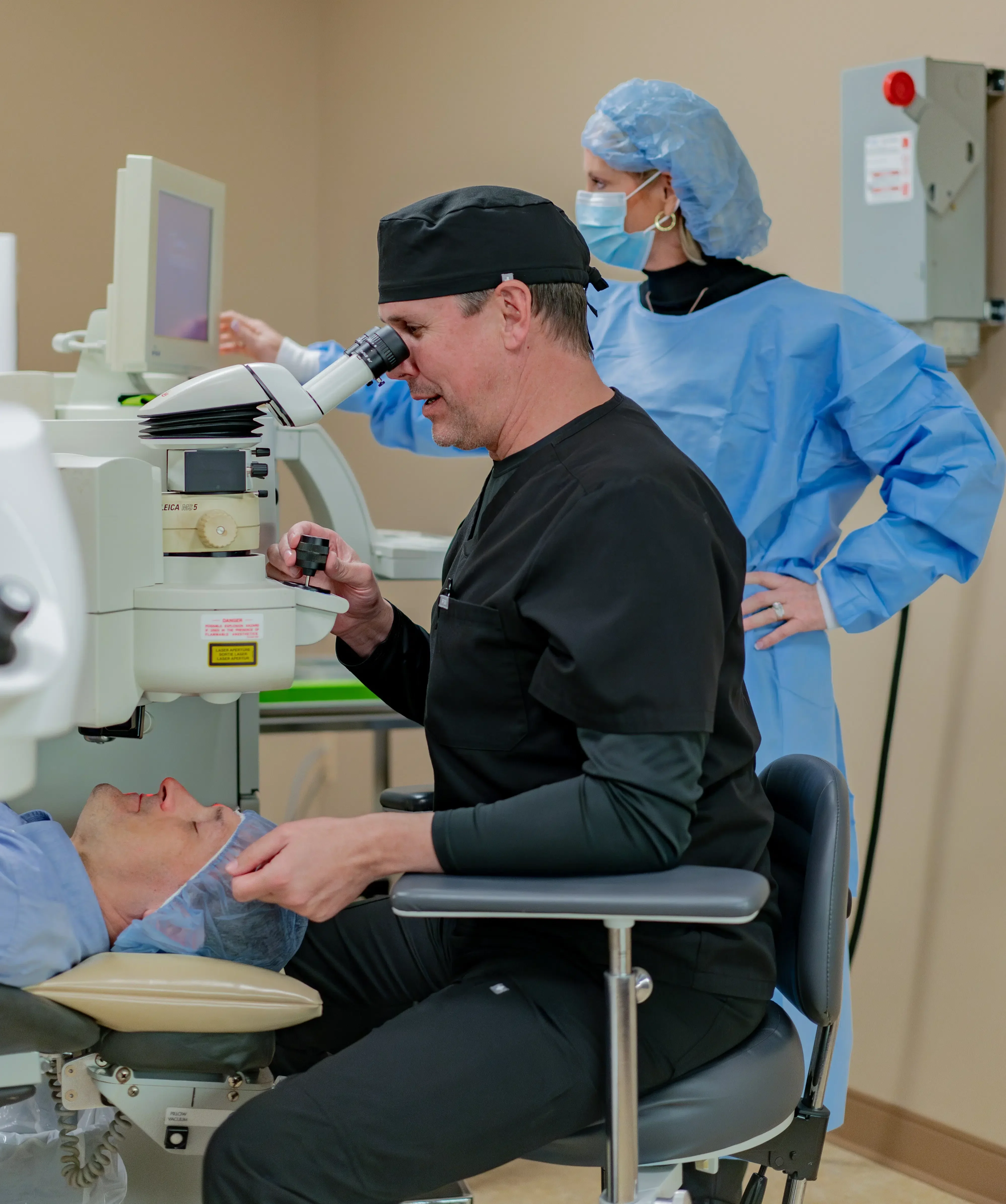 LASIK vs ICL recovery